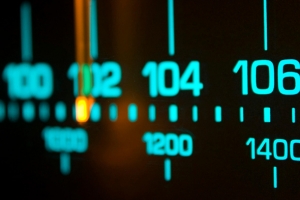 Как работает реклама на радио, и как она может работать на вас