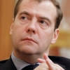 Премьер России Медведев возложил на ТВ ответственность за агрессивные настроения в обществе